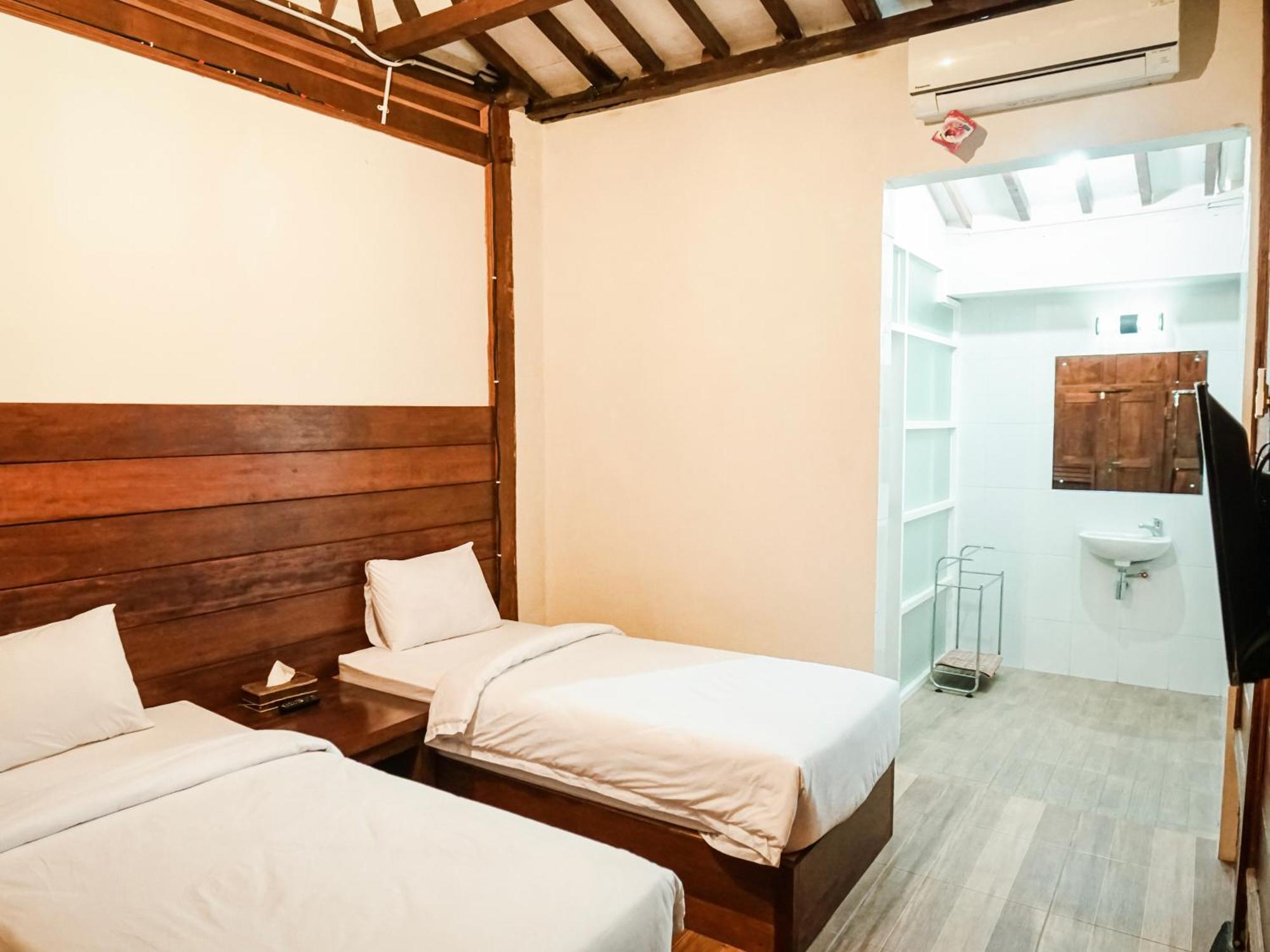 Pendhapa Art Space - Pas Limasan Homestay Prawirotaman المظهر الخارجي الصورة