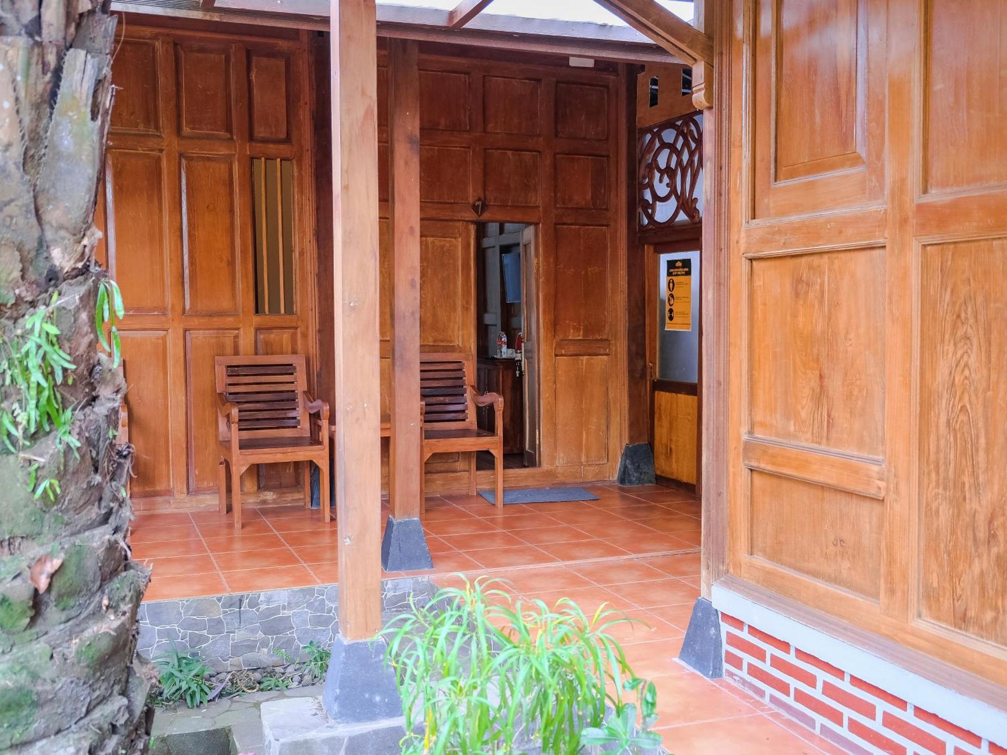 Pendhapa Art Space - Pas Limasan Homestay Prawirotaman المظهر الخارجي الصورة